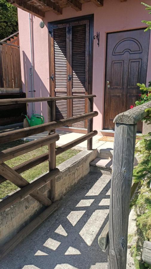 Madonna della CostaLa Casa Panoramicaアパートメント エクステリア 写真